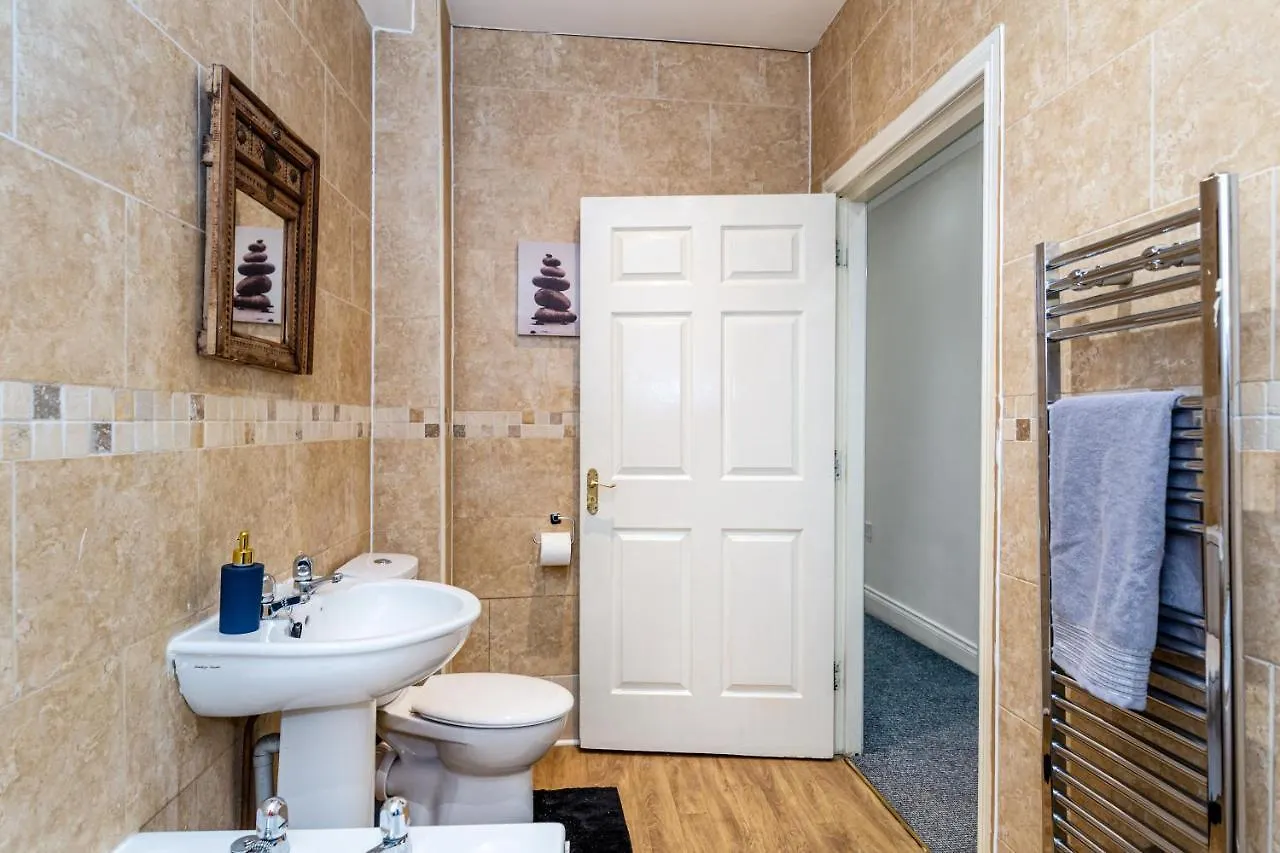 Newcastle City Centre Super Spacious Apartment  Newcastle upon Tyne